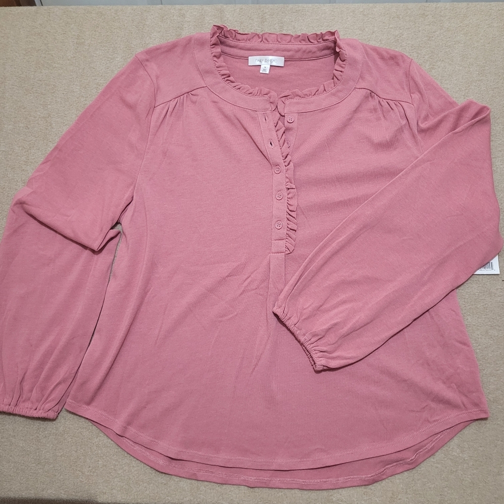 Daily‎ Thread Blouse Womens 1X Pink Popover Ruffle Neck New Boxy Feminine